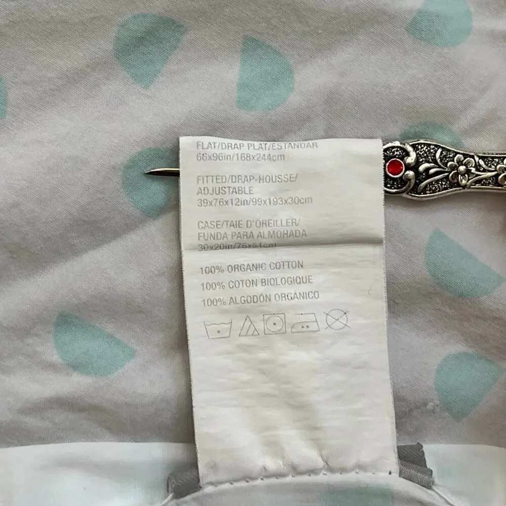 Crate & Barrel Kids Organic Cotton Twin Size Sheet Set Half Moon